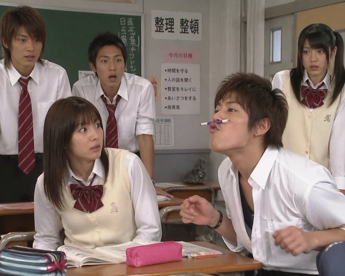 2000s Japanese TV drama comedy scene aimed at middle school students