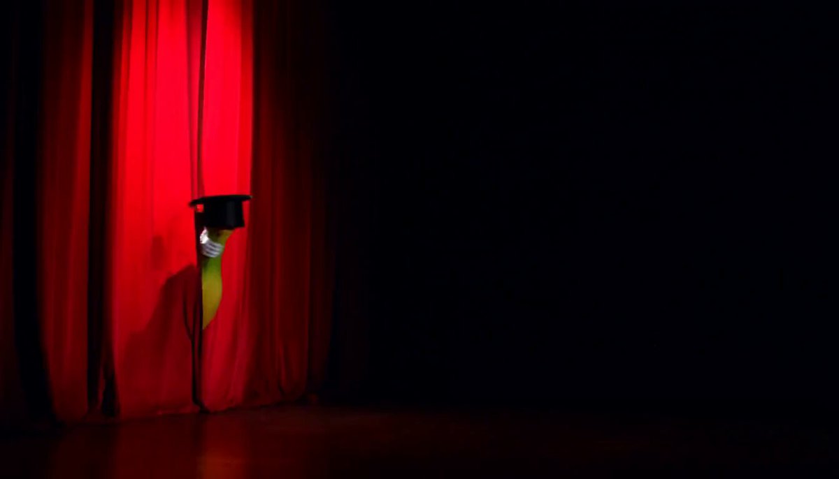 Banana Magician Scene